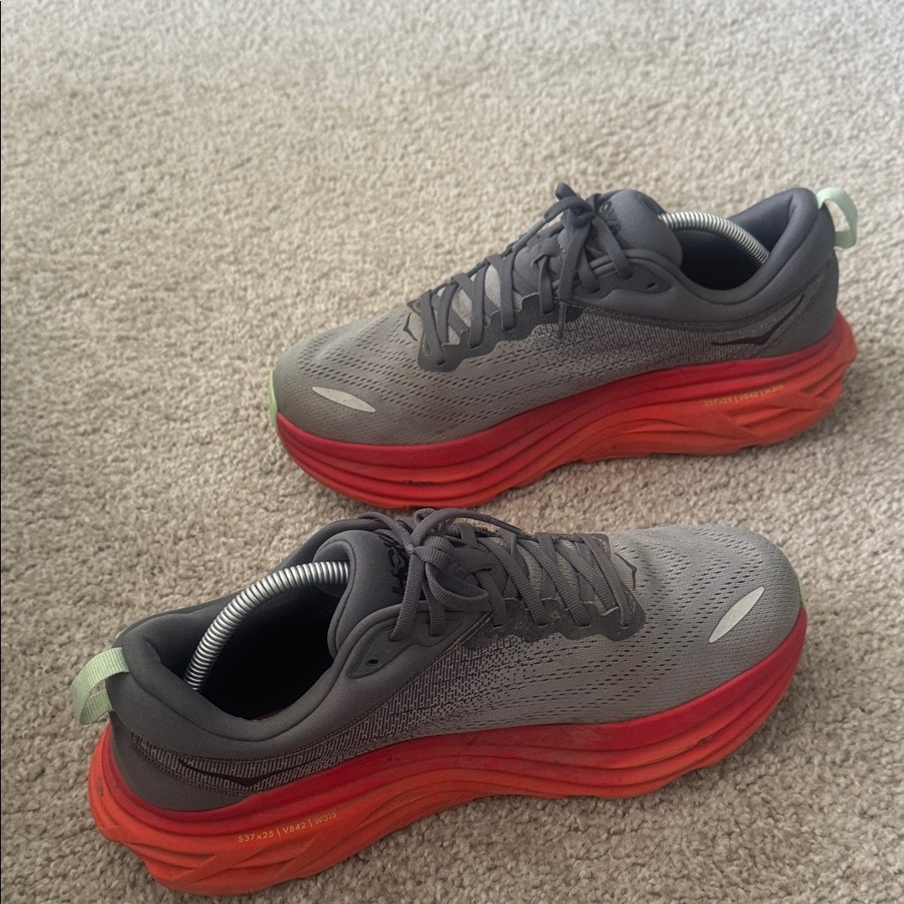 Men’s Hoka Bondi 8 Gray Running shoes with Bright Red-Orange Midsoles - Picture 4 of 7